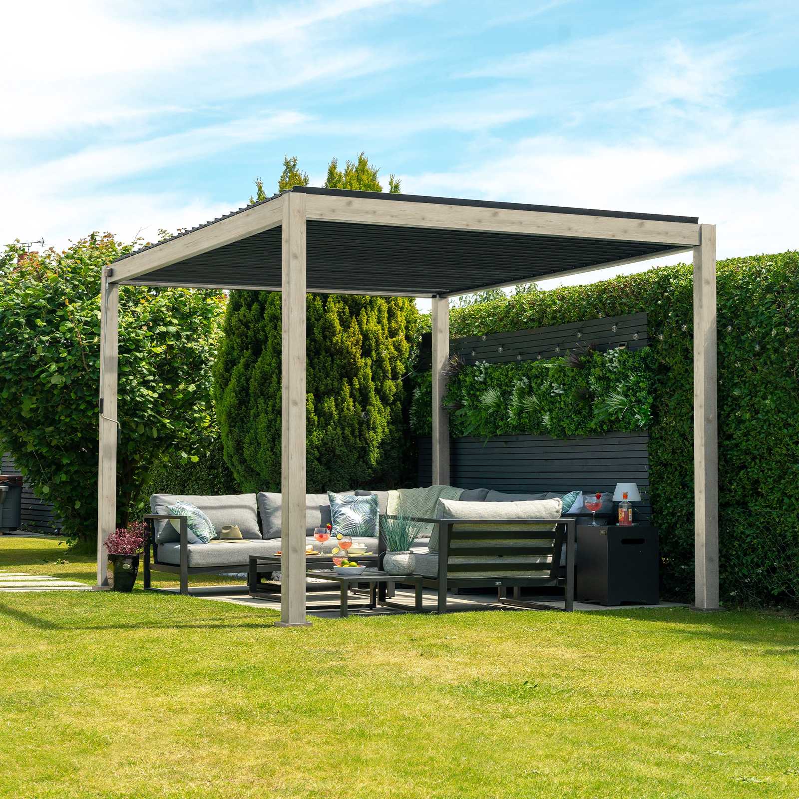 titan-aluminium-wood-pergola